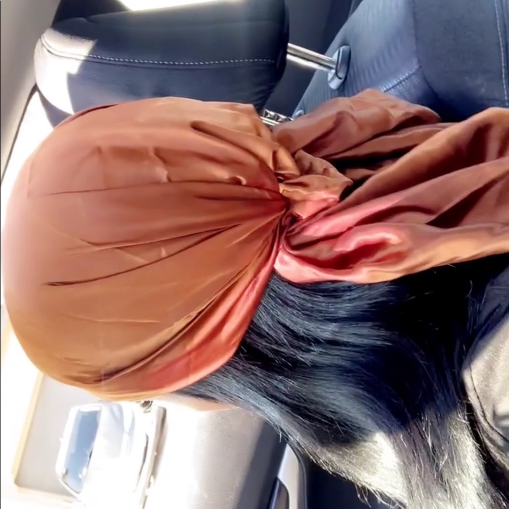 Meet your Posher, Aniya